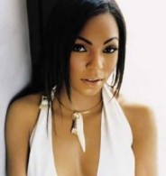 Ashanti will perform at the Fallsview Casino in October